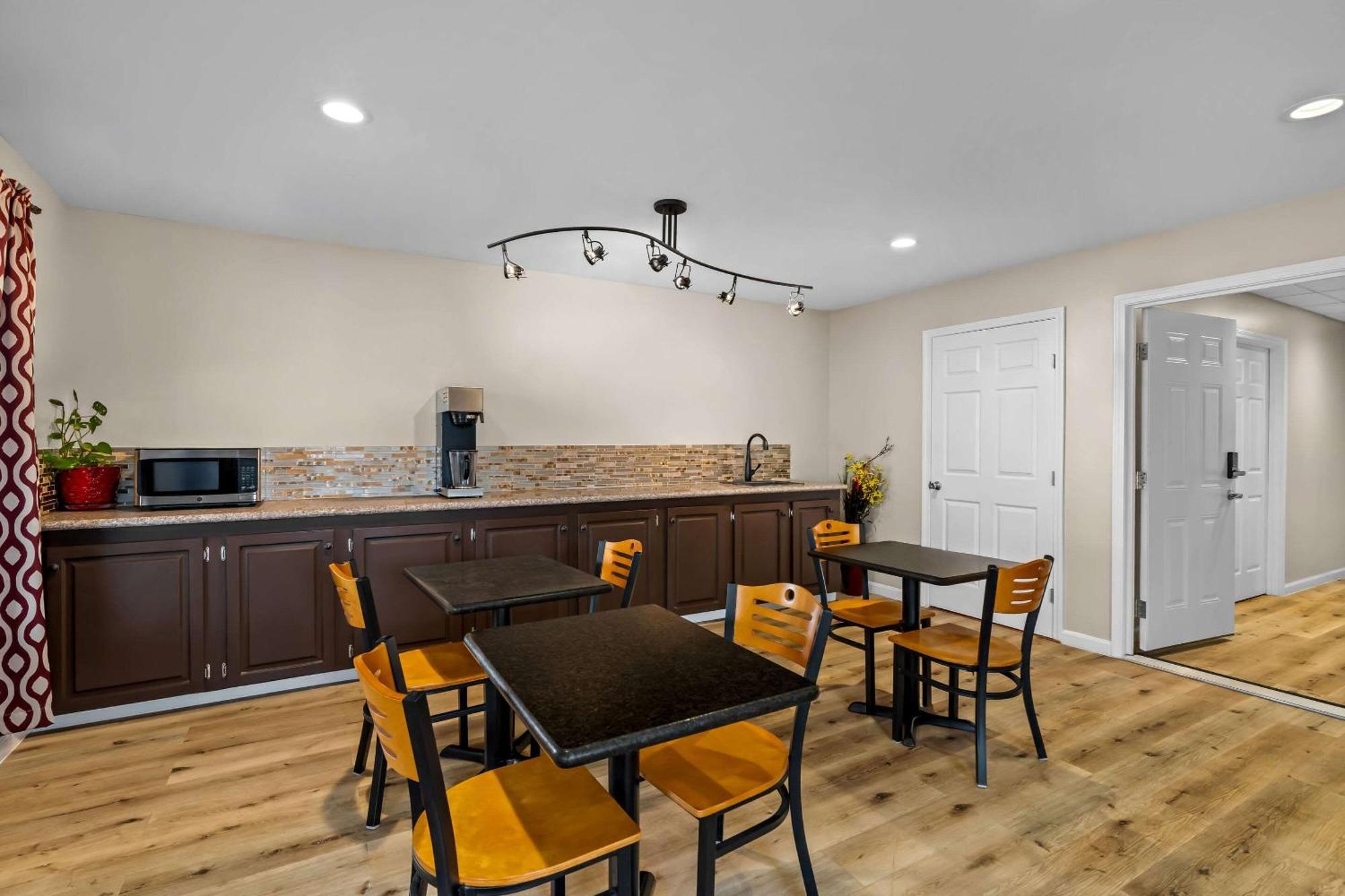 Rodeway Inn & Suites Brookhaven Luaran gambar