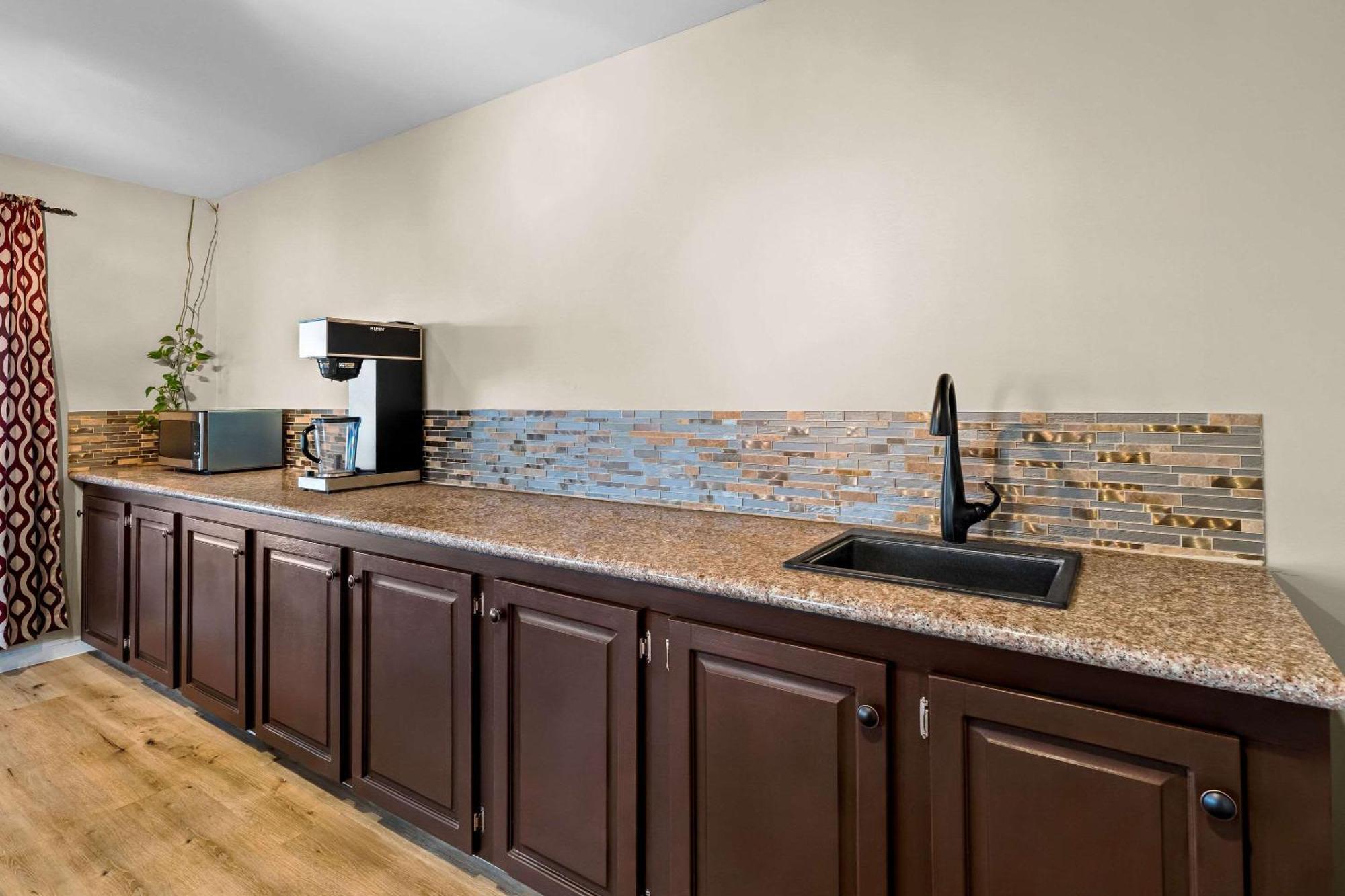Rodeway Inn & Suites Brookhaven Luaran gambar
