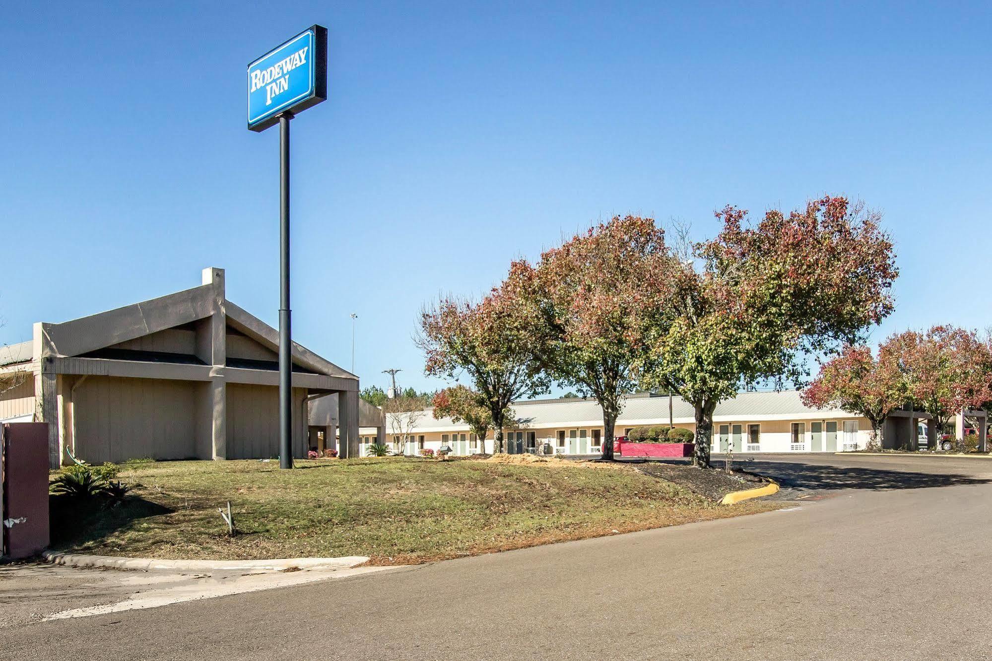Rodeway Inn & Suites Brookhaven Luaran gambar